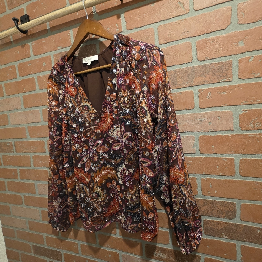LOFT Multicolor Floral V-Neck Blouse Medium.           ‎   Sku 6 - Picture 4 of 10